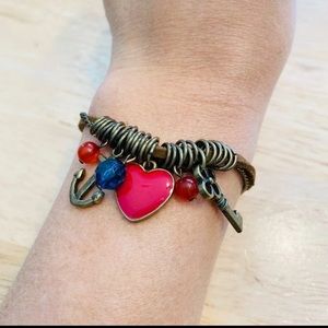 Adjustable bracelet